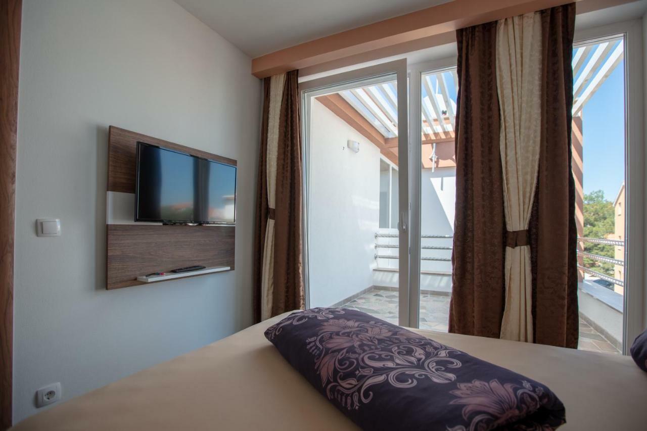 Vila Tatjana Vodice Exteriér fotografie