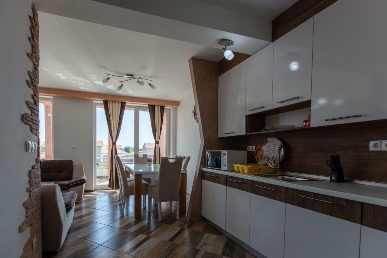 Vila Tatjana Vodice Exteriér fotografie